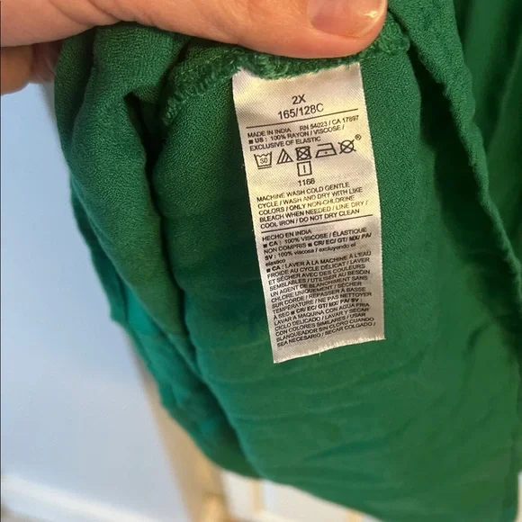 Old Navy Vibrant Green Dress - Picture 6 of 6